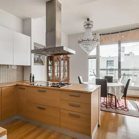 Apartment Spacious With Four Terrace, Sauna, Sea View